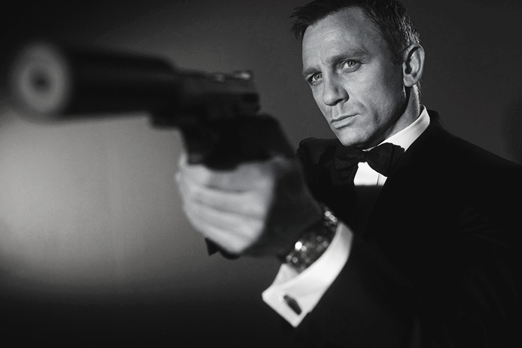 جیمز باند - 007