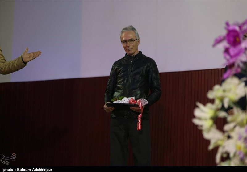 تقدیر از حسن صیقلی – در سی و هفتمین جشنواره فیلم فجر – سینما انقلاب اردبیل