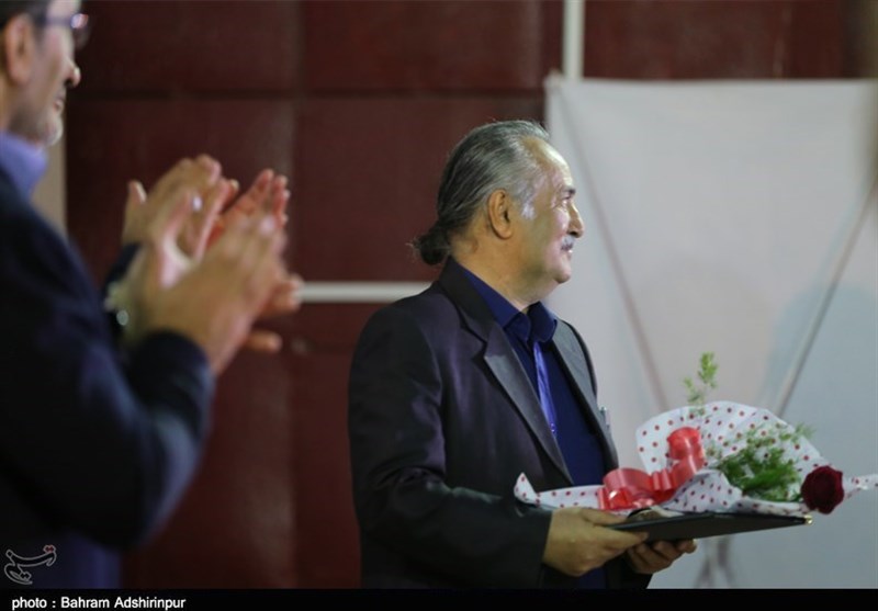 تقدیر از استاد صابر فرزانه وش – در سی و هفتمین جشنواره فیلم فجر – سینما انقلاب اردبیل